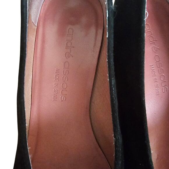 Andre Assous black suede platform pumps. Size 7.5 - Picture 4 of 4